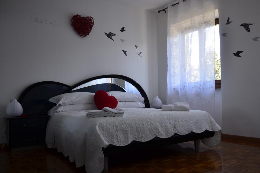 Residence Mezzosole Riva del Garda Rom bilde