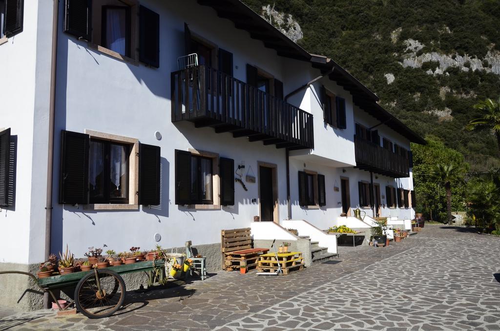 Residence Mezzosole Riva del Garda Rom bilde