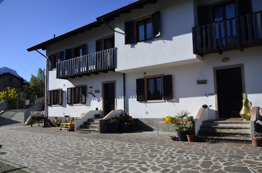 Residence Mezzosole Riva del Garda Rom bilde