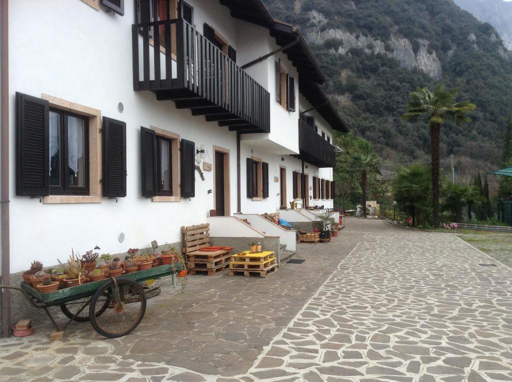 Residence Mezzosole Riva del Garda Rom bilde