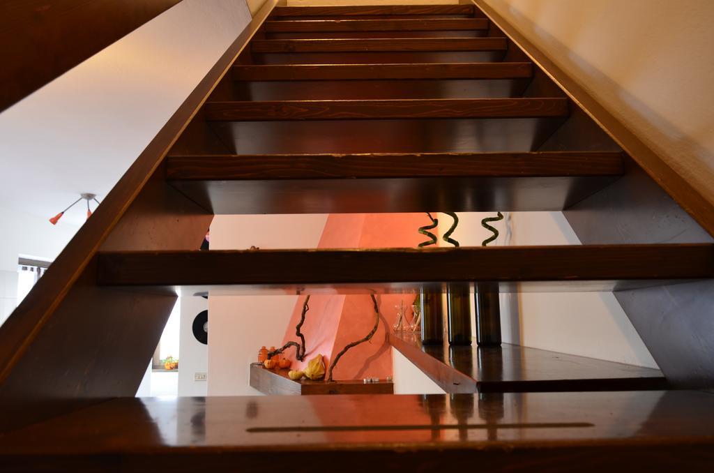 Residence Mezzosole Riva del Garda Rom bilde