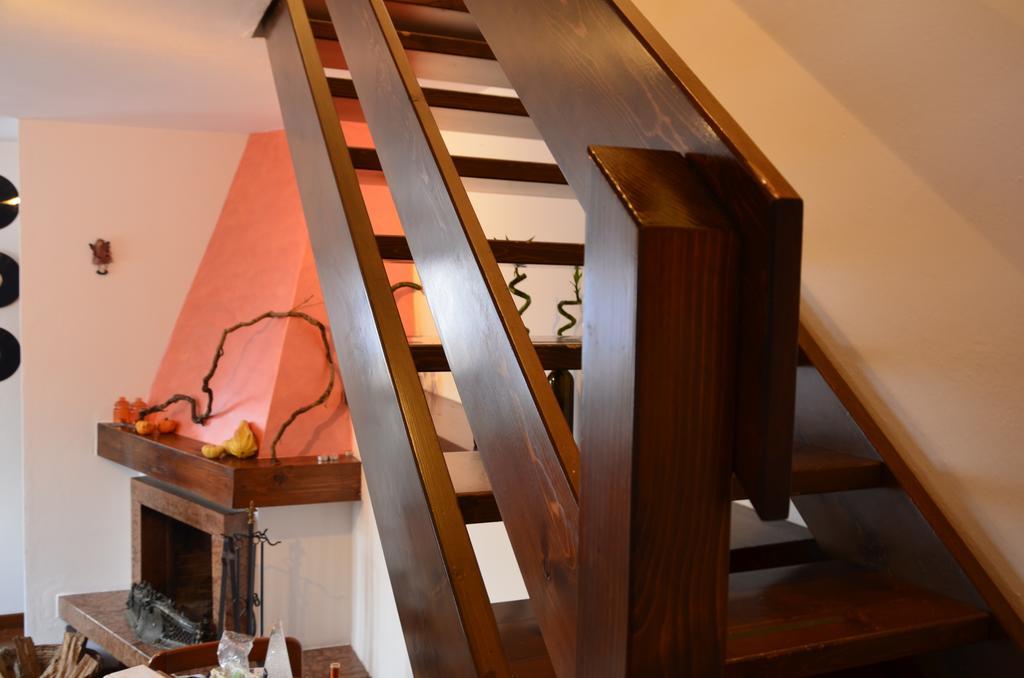 Residence Mezzosole Riva del Garda Rom bilde