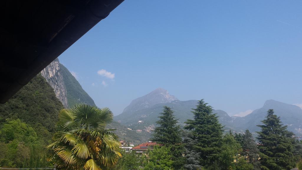 Residence Mezzosole Riva del Garda Eksteriør bilde