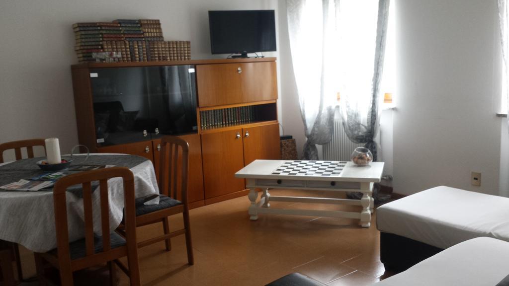 Residence Mezzosole Riva del Garda Eksteriør bilde