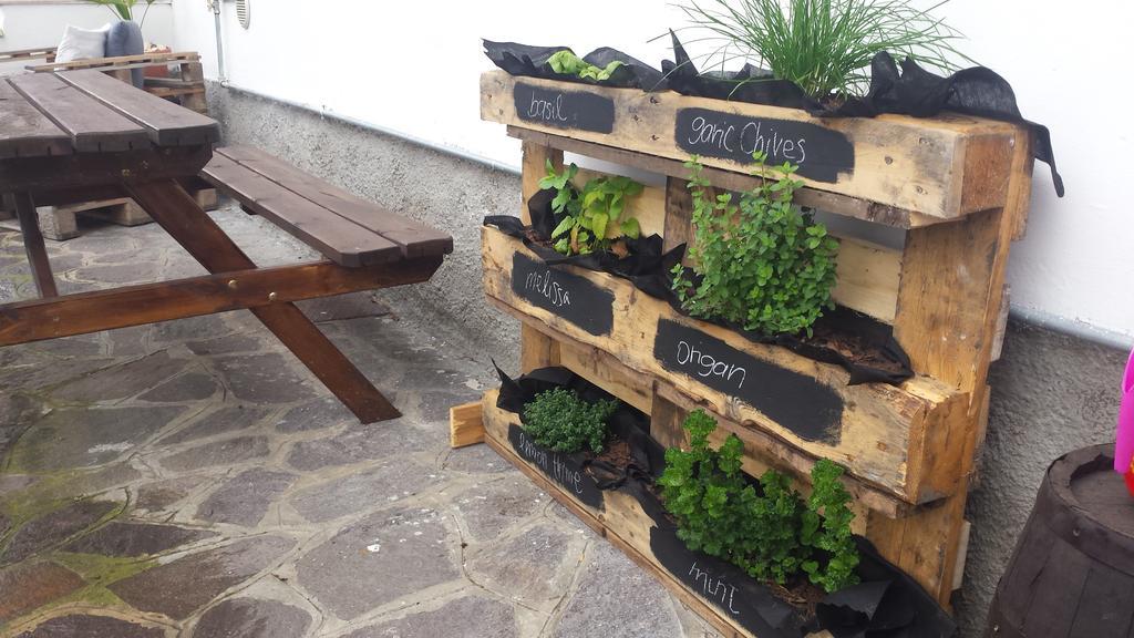 Residence Mezzosole Riva del Garda Eksteriør bilde